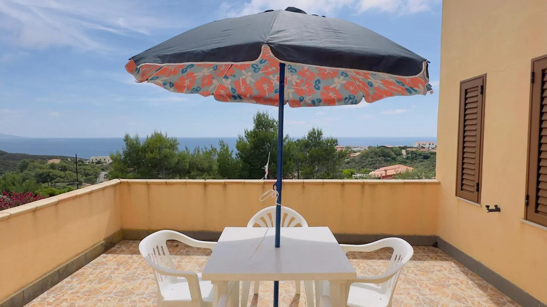 Da Tziu Giuliu - Due Passi Dalla Cala Torre dei Corsari Ιταλία